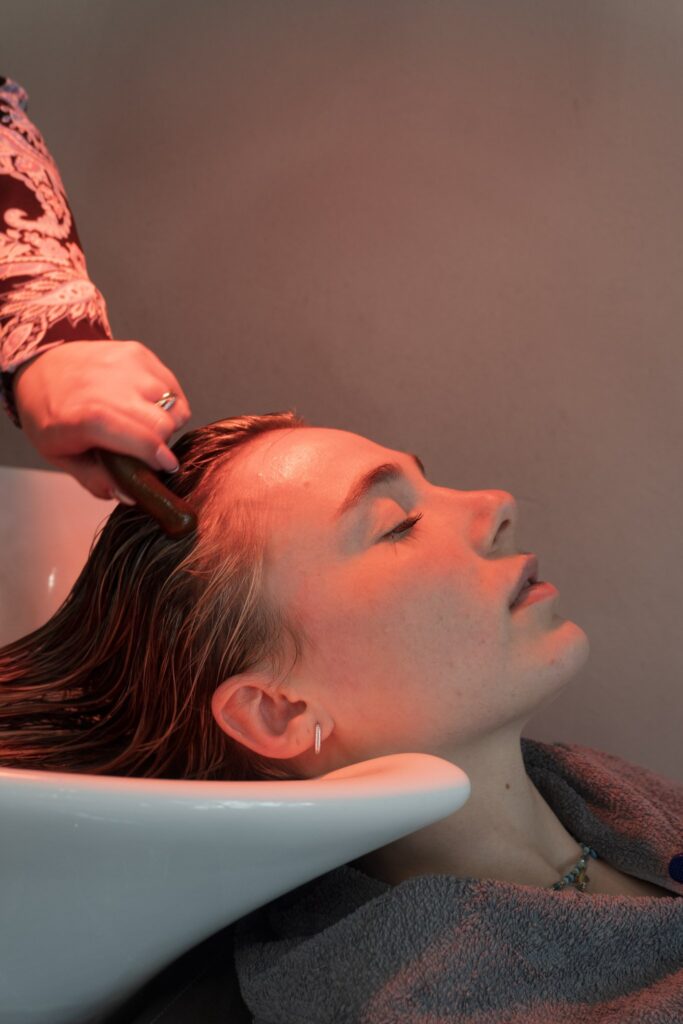 Trattamento per la cute con luce rossa da Hairshaper